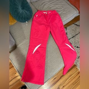 Women’s snowboarding pants